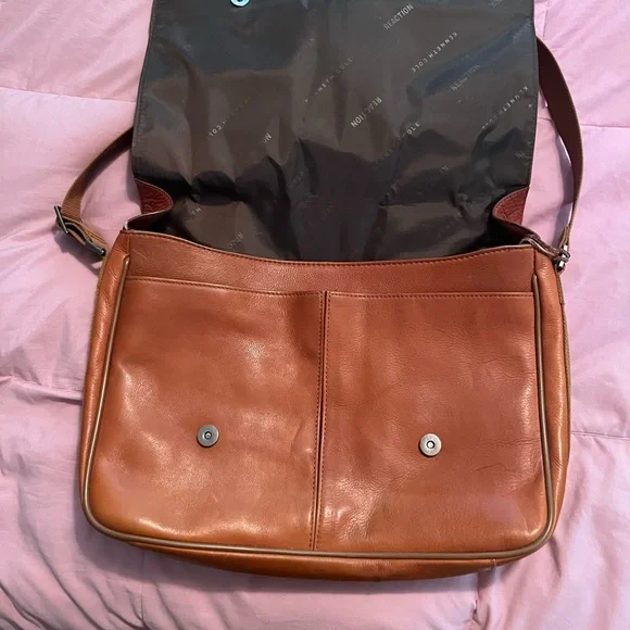 Messinger Bag - Picture 3 of 3